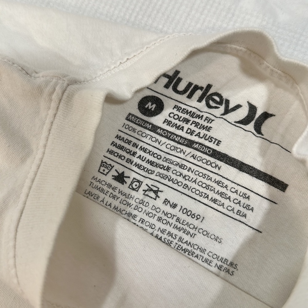 Hurley tee - Picture 3 of 4